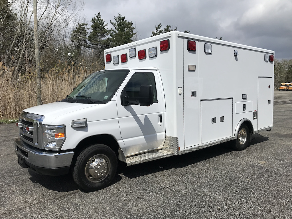 Hartfield-Used-Ambulance-2