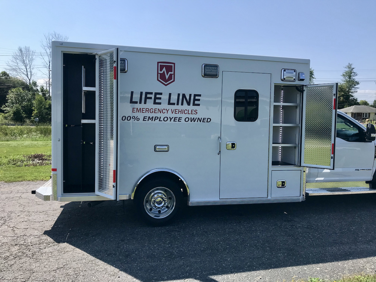 1_Life-Line-Ambulance-Demo-10