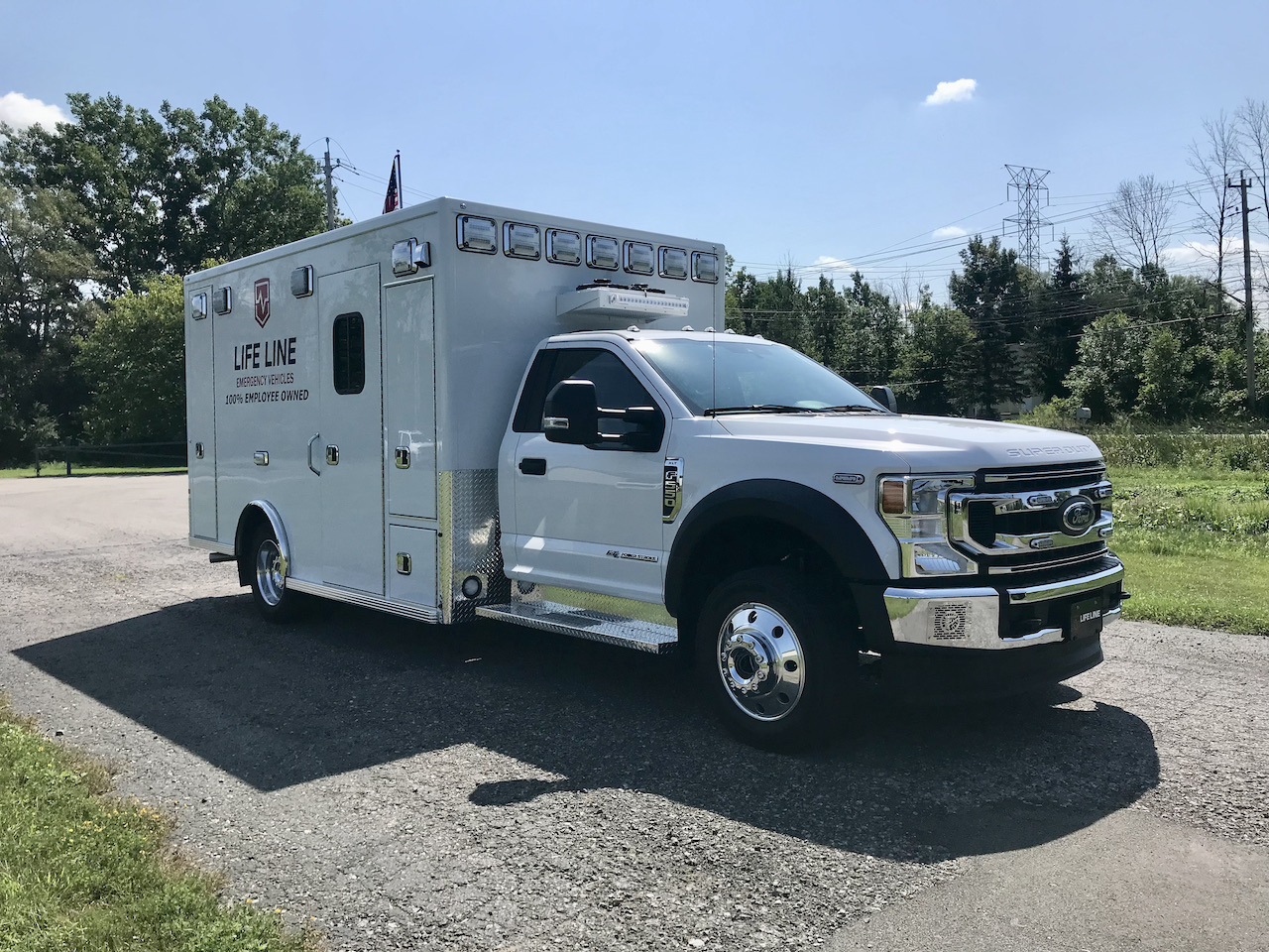 1_Life-Line-Ambulance-Demo-4