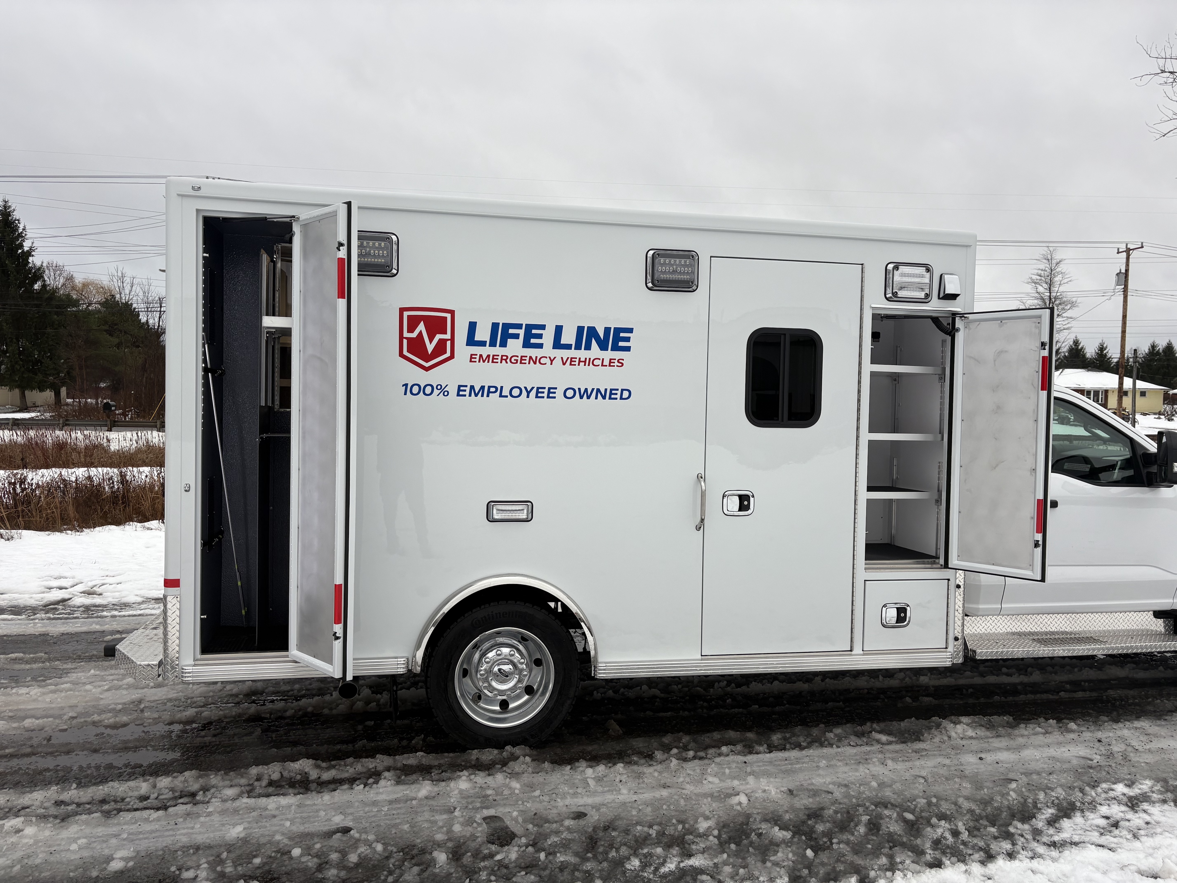 Life-Line-Stock-Ambulance-10