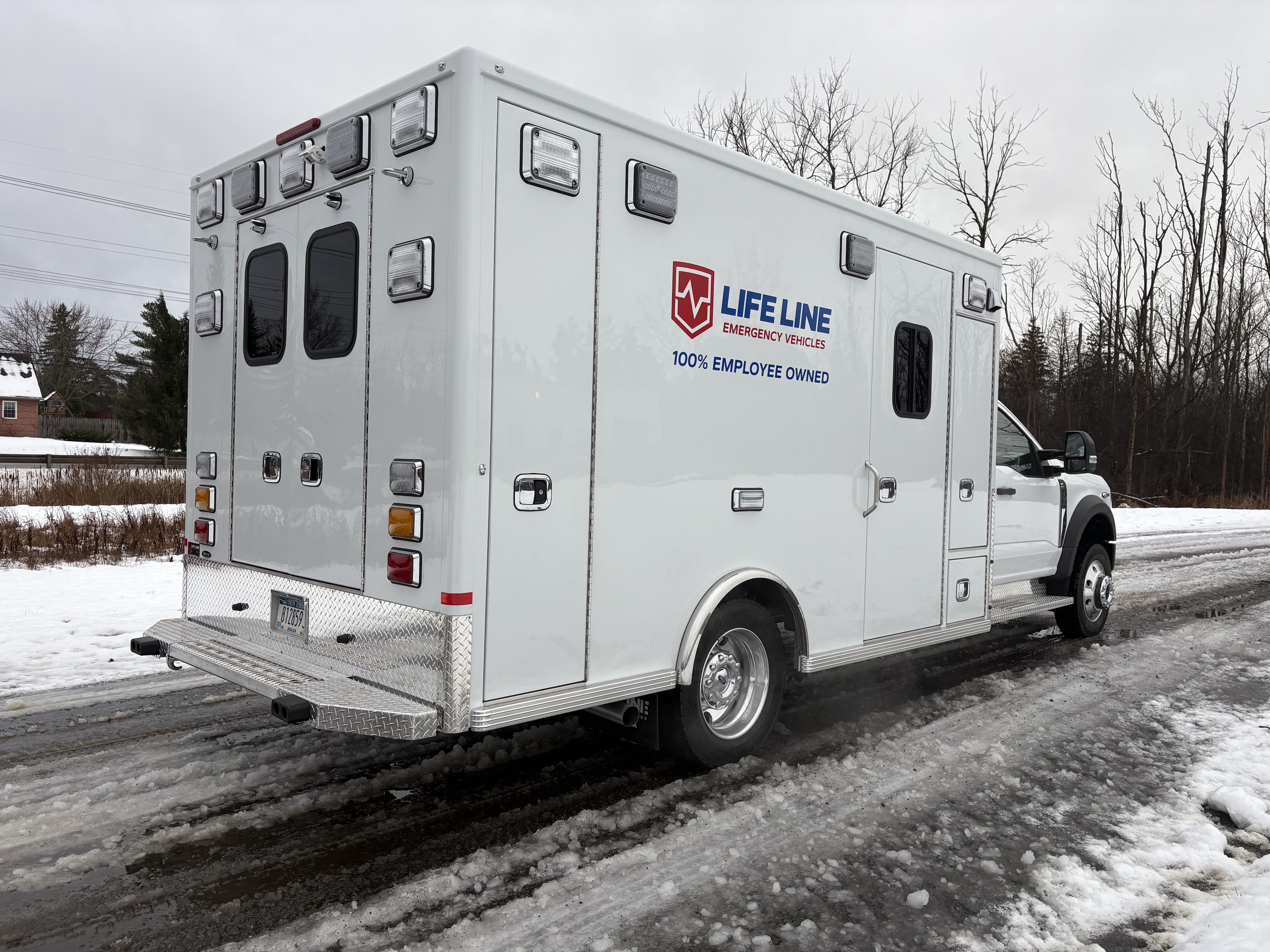 Life-Line-Stock-Ambulance-7