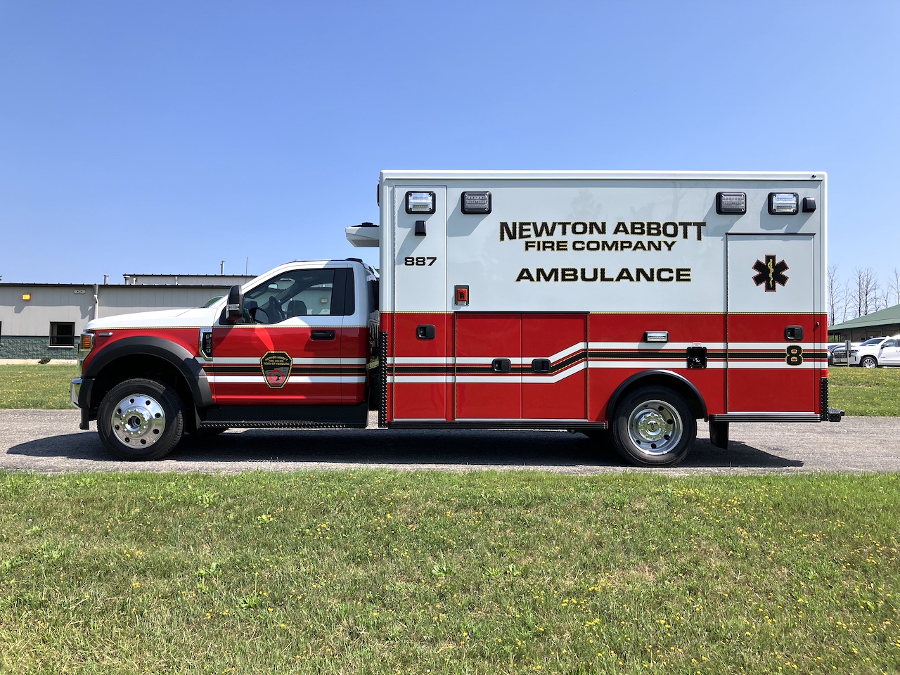 Newton-Abbott-Life-Line-Ambulance-1