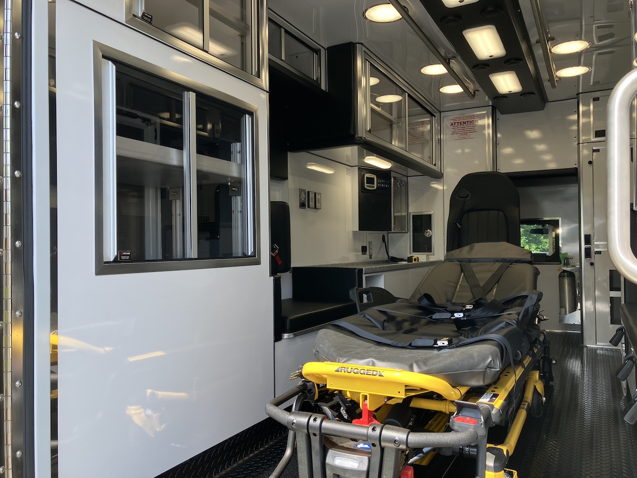 Newton-Abbott-Life-Line-Ambulance-13