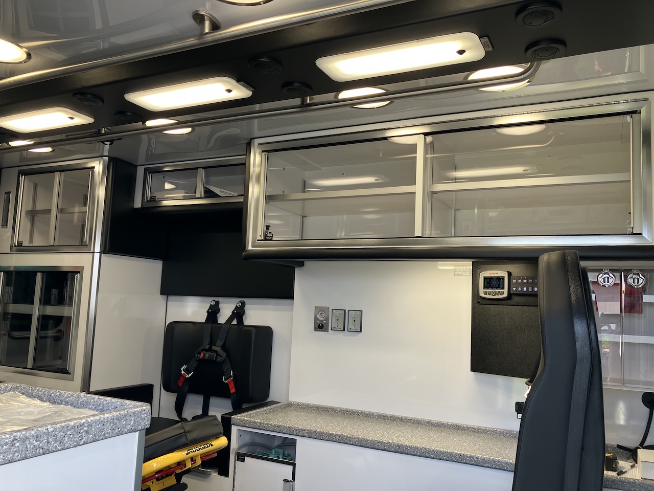 Newton-Abbott-Life-Line-Ambulance-17