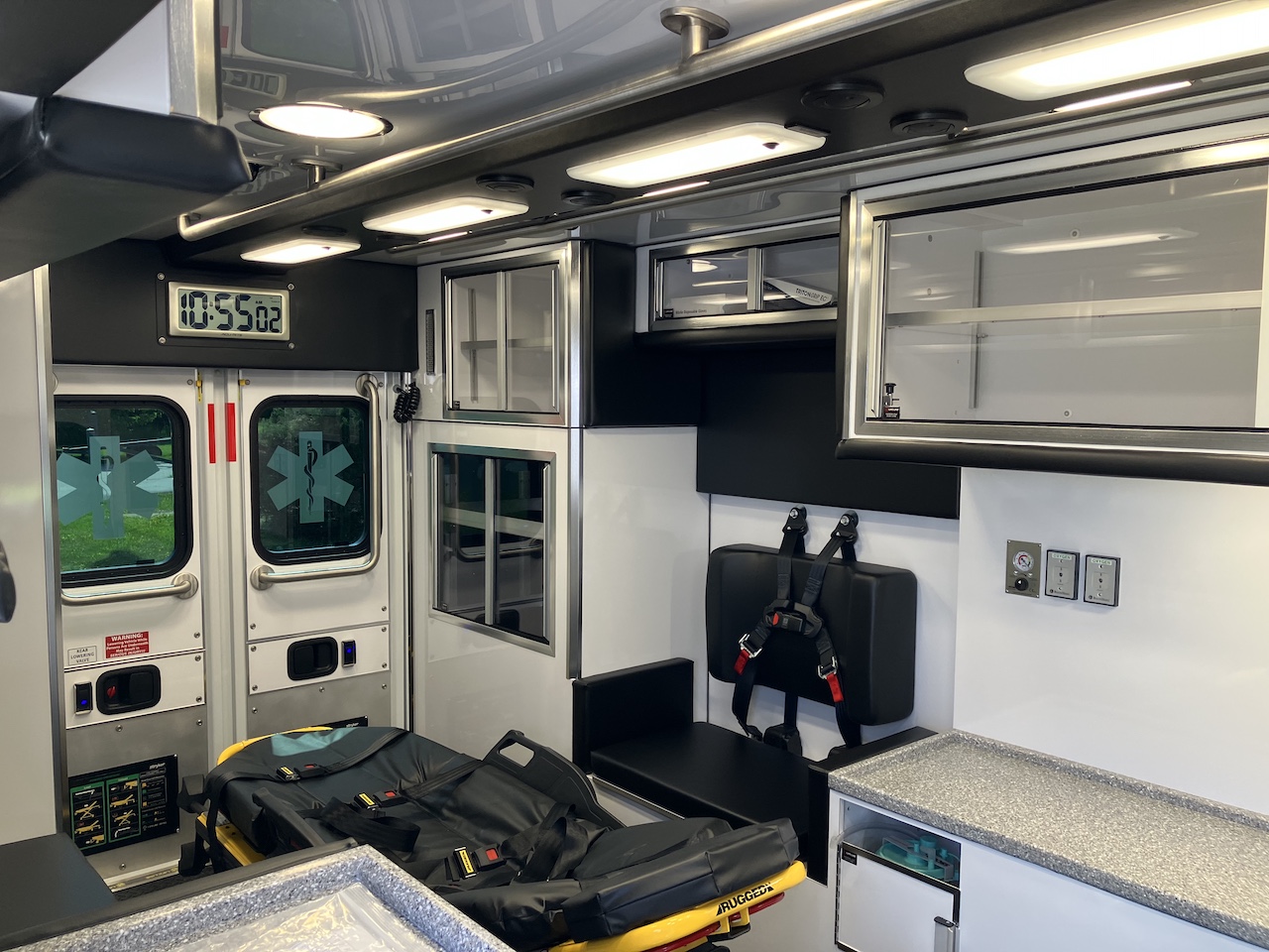 Newton-Abbott-Life-Line-Ambulance-18