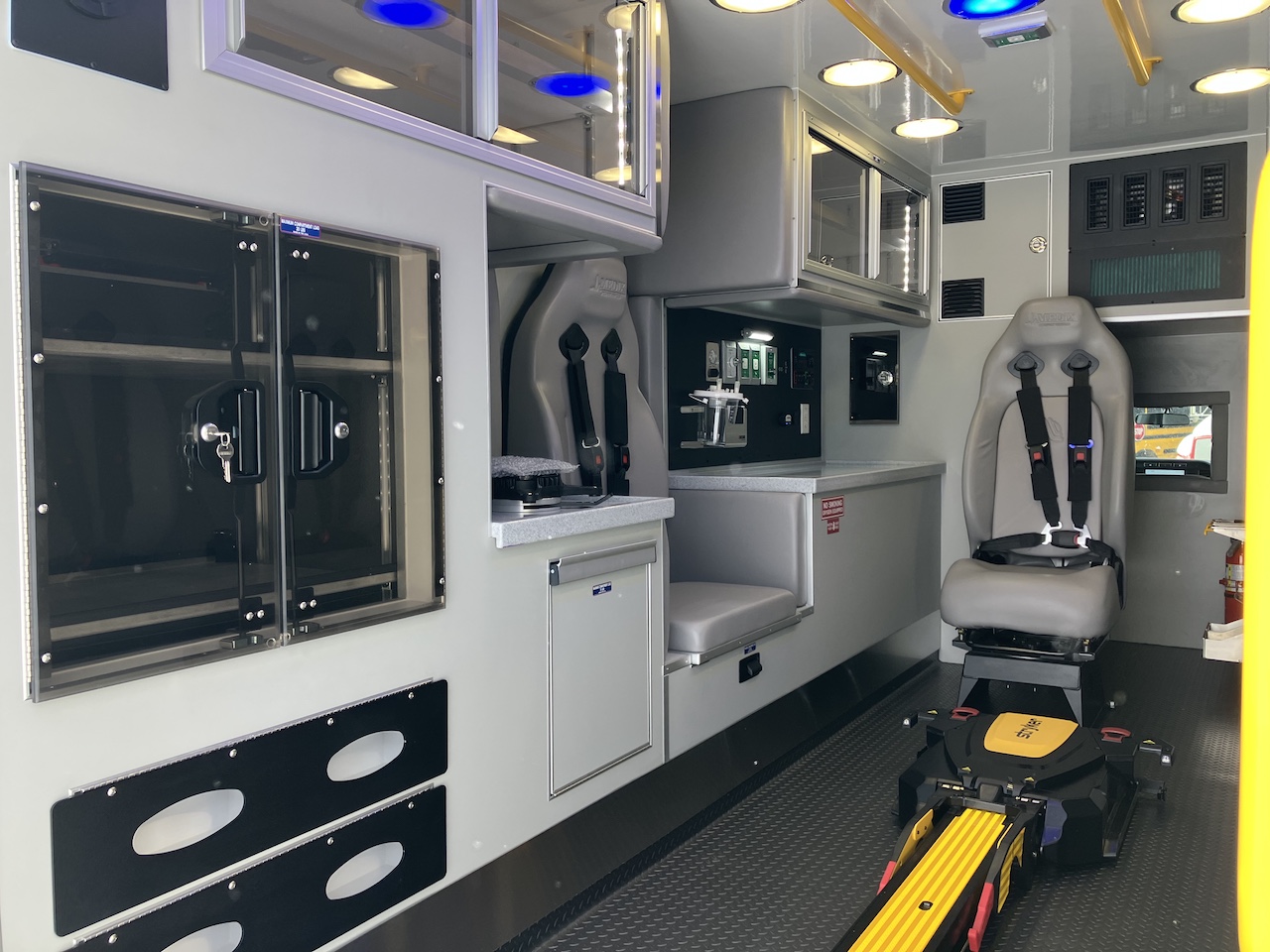 Darien-EMS-Medix-Ambulance-13