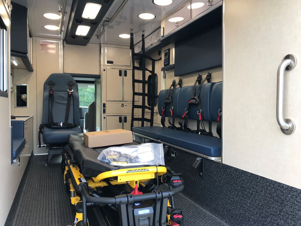 AE-Crandall-Life-Line-Ambulance-15