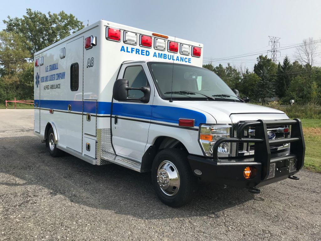 AE-Crandall-Life-Line-Ambulance-6