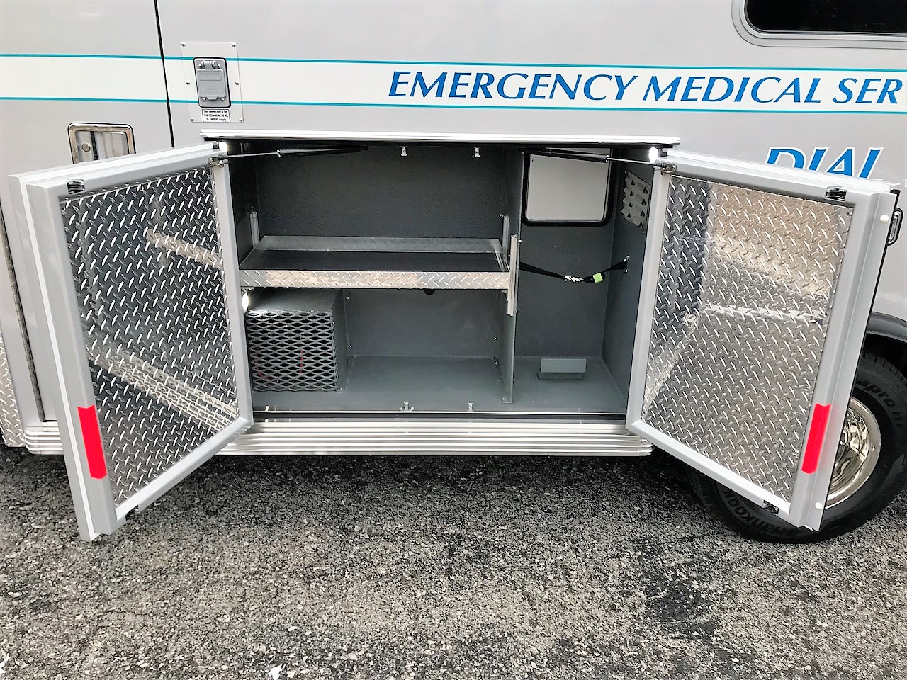 Cambridge-Life-Line-Ambulance-10
