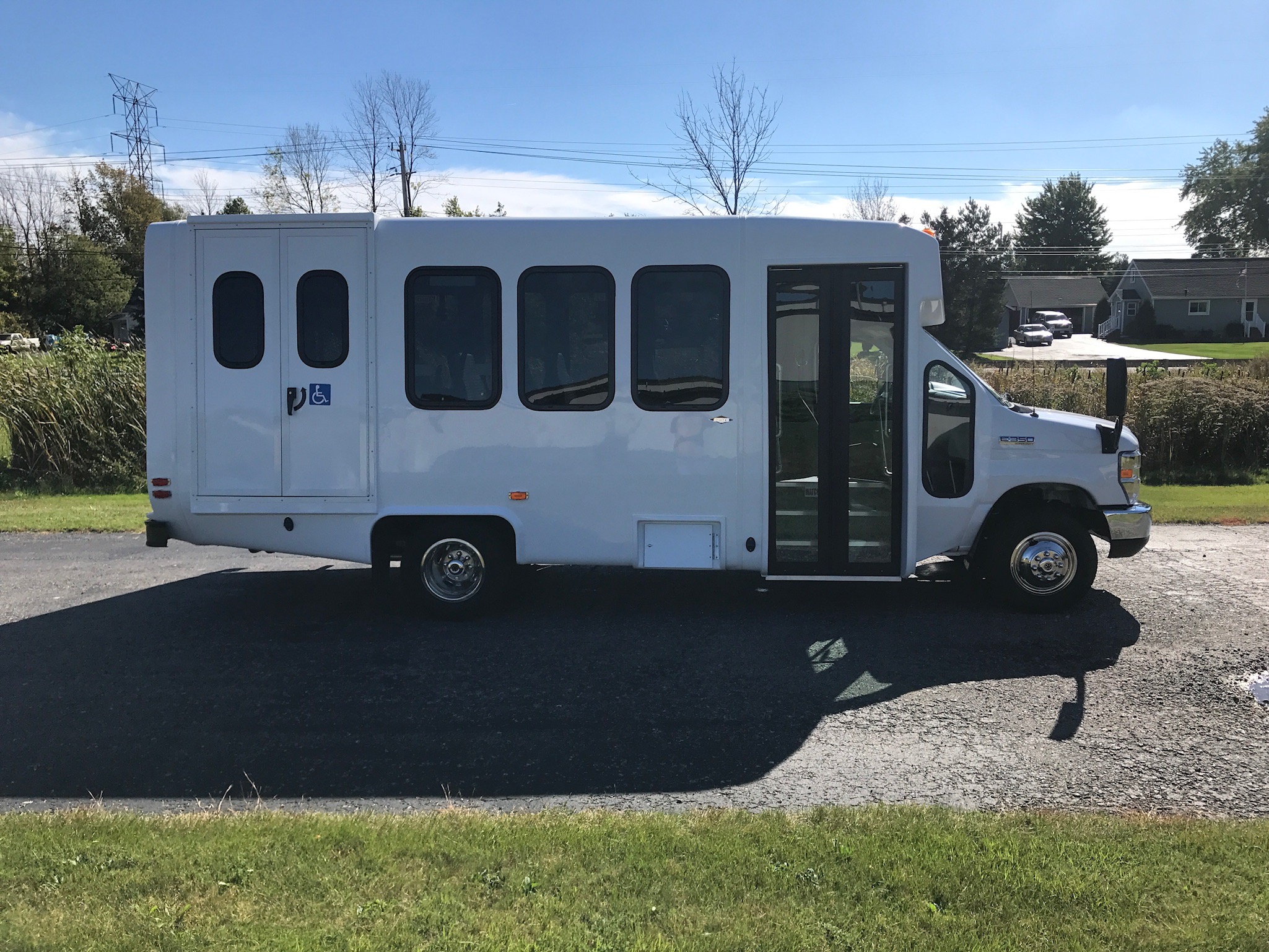 Canterbury Woods - 2017 Glaval Paratransit Bus - 5