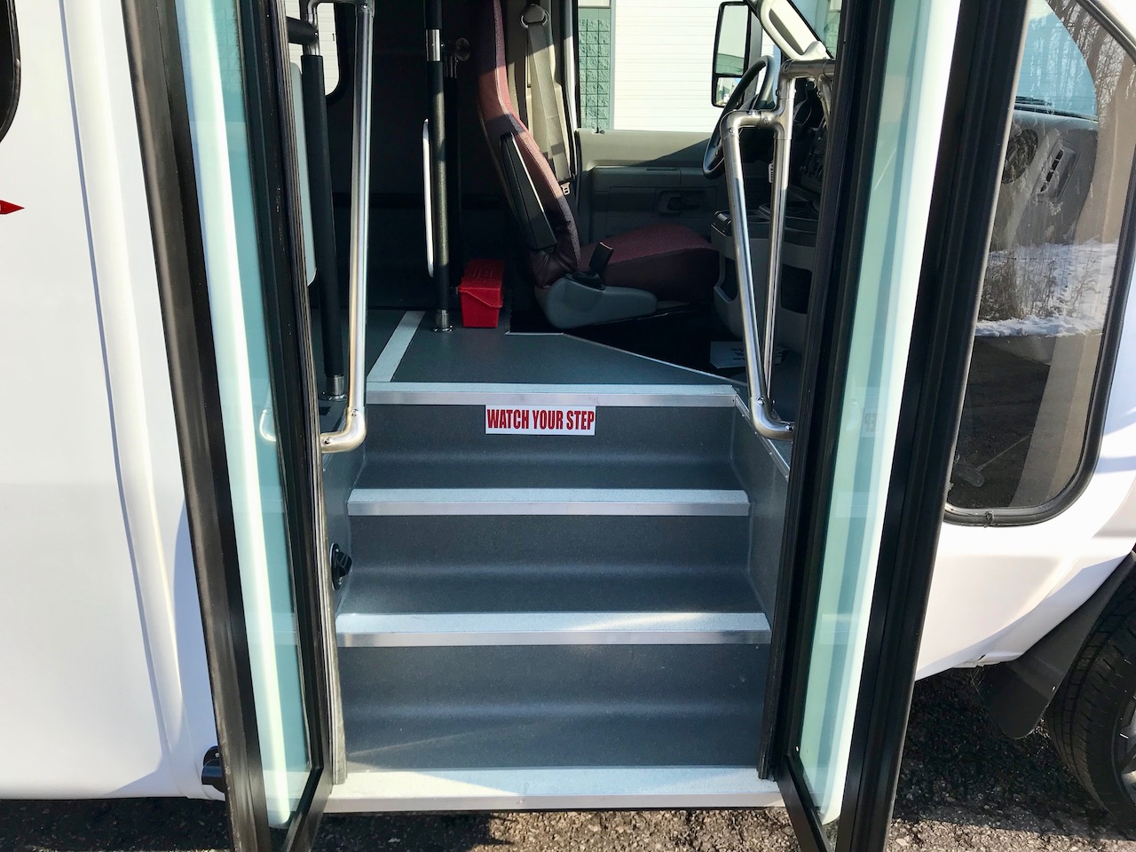 Diamond Coach VIP 2200 Paratransit Bus to Fox Run at Orchard Park