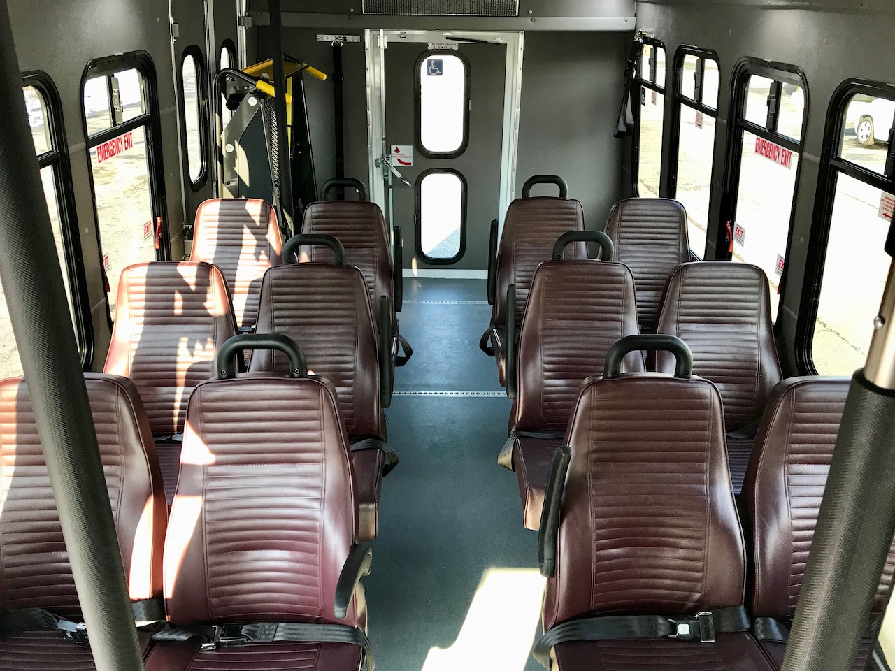Diamond Coach - Corvus Bus - 17
