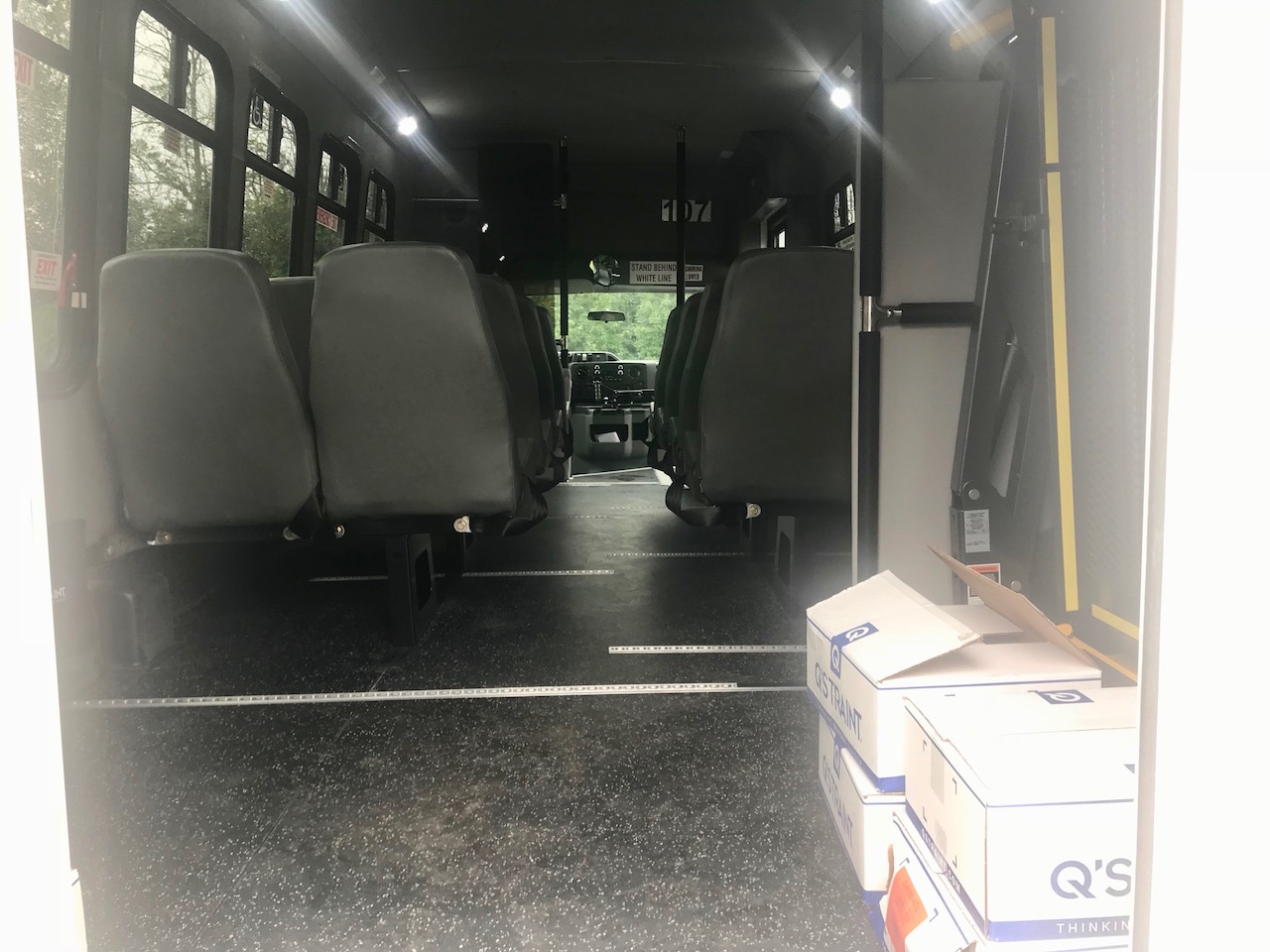 Diamond Coach - Corvus Bus - 10