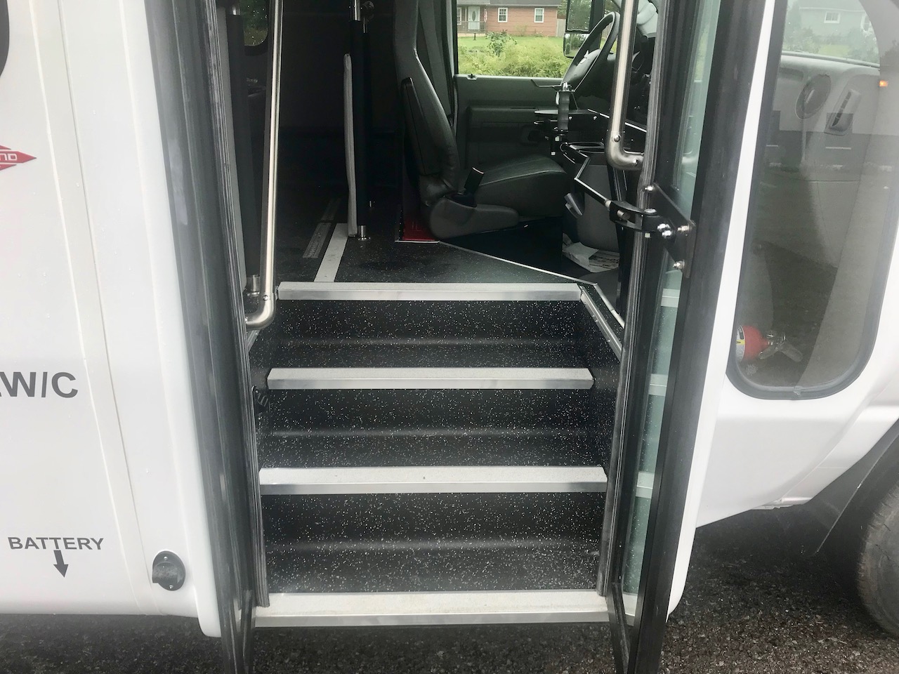Diamond Coach - Corvus Bus - 15