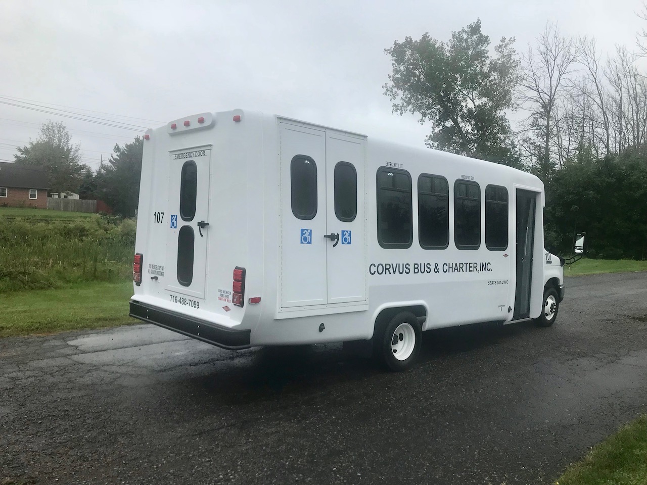 Diamond Coach - Corvus Bus - 6