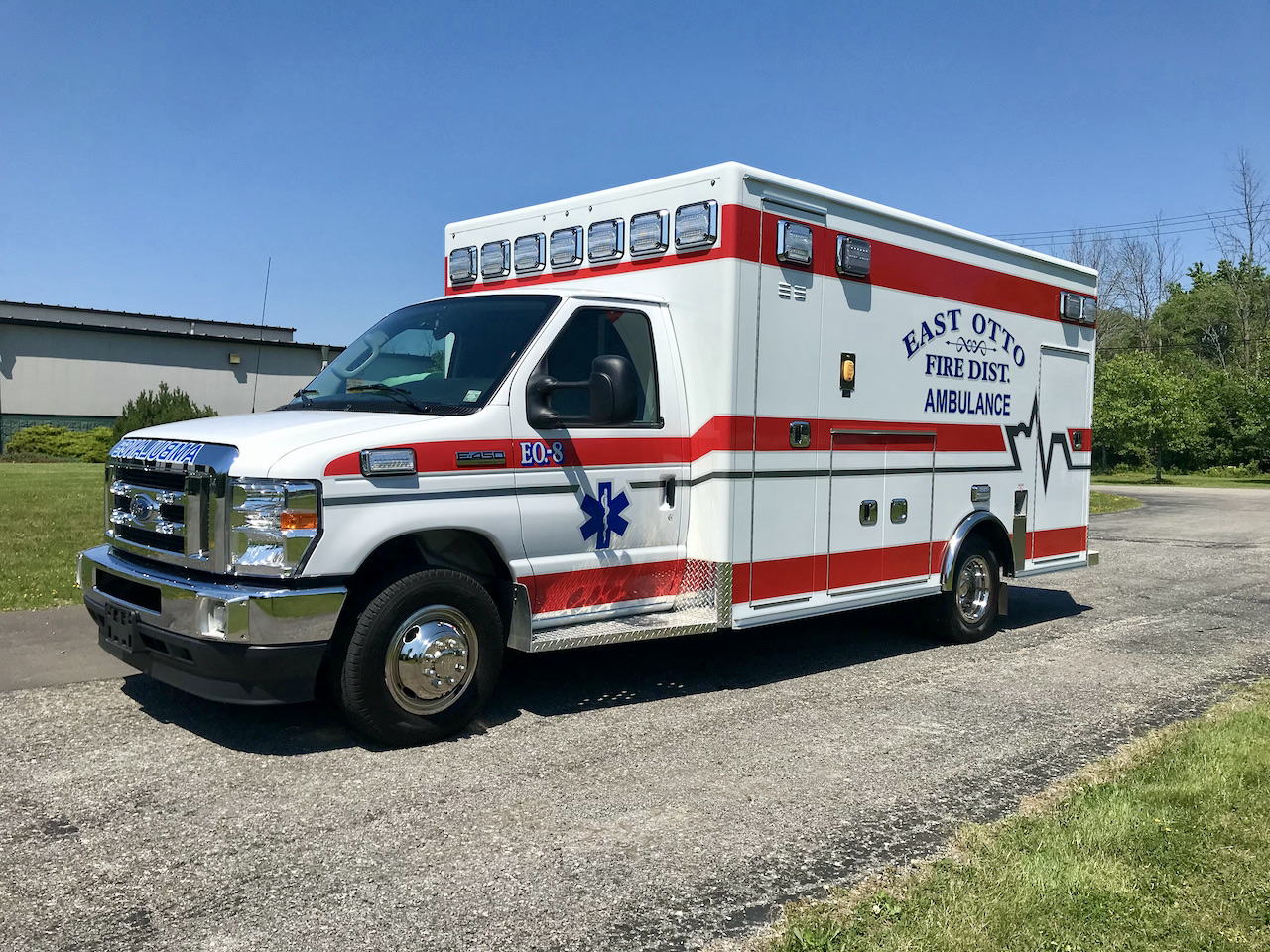 East-Otto-Medix-Ambulance-4