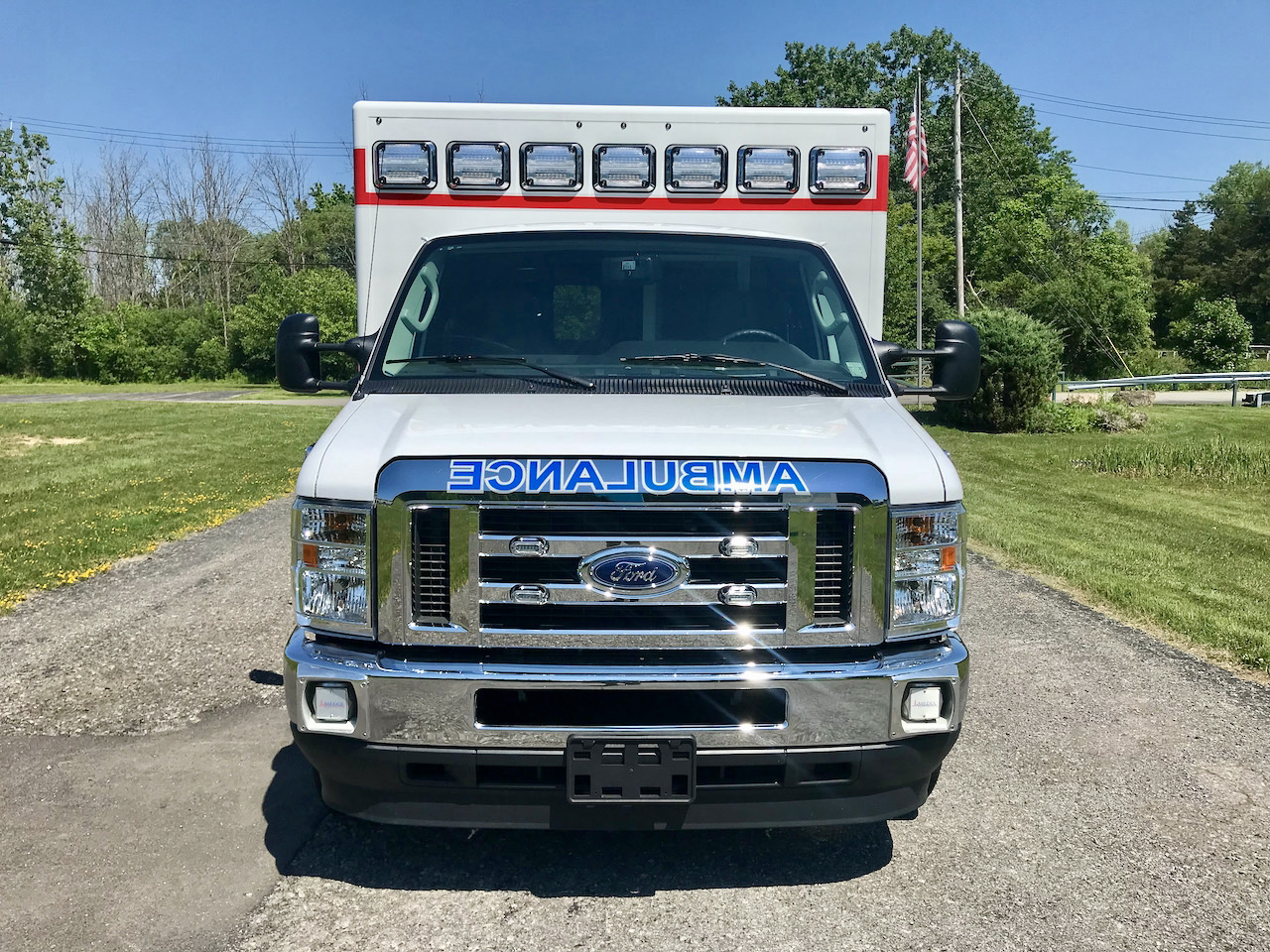 East-Otto-Medix-Ambulance-5