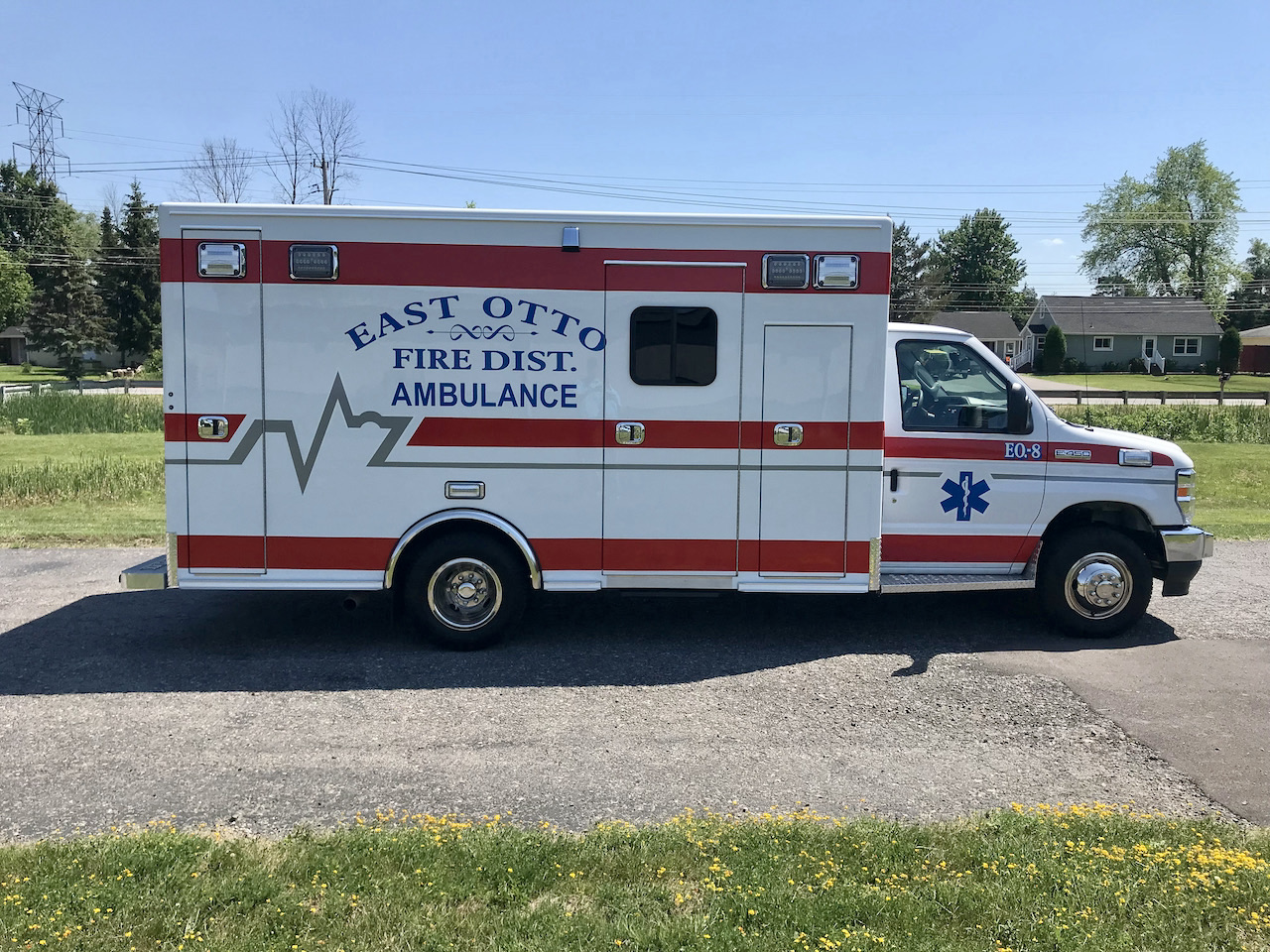 East-Otto-Medix-Ambulance-8