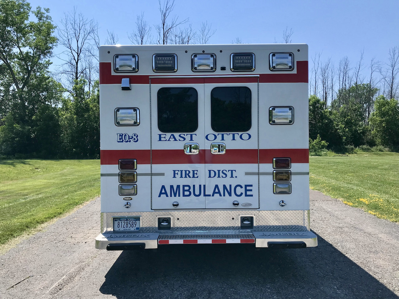 East-Otto-Medix-Ambulance-9