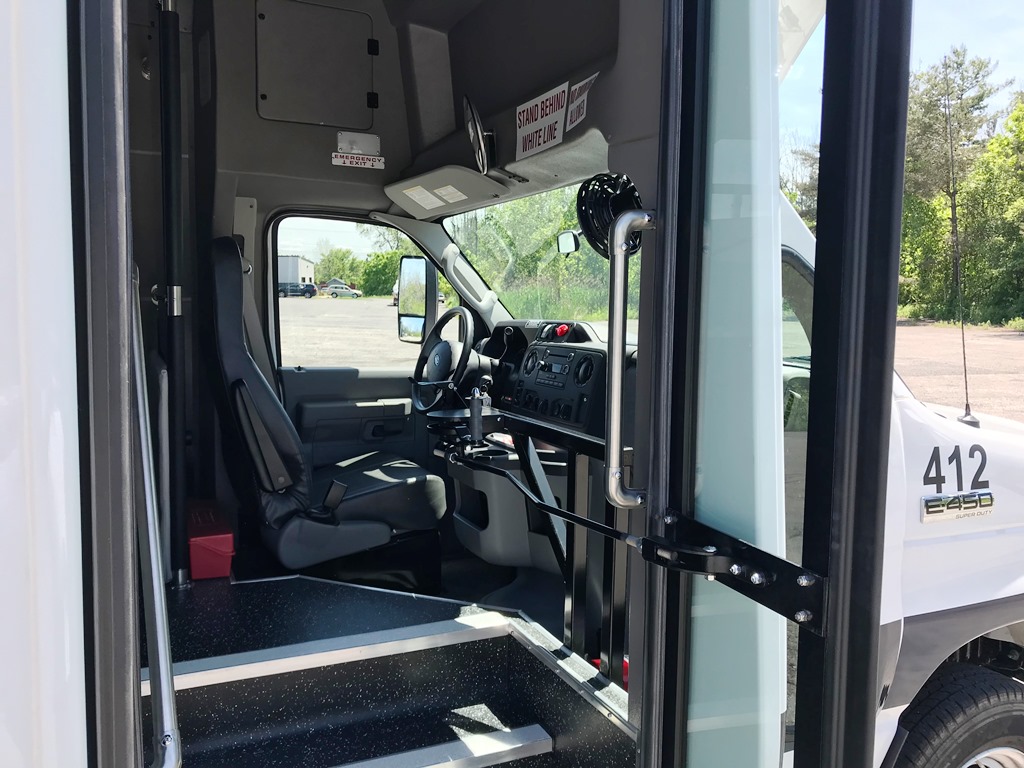 Hilltop-Diamond-Coach-1