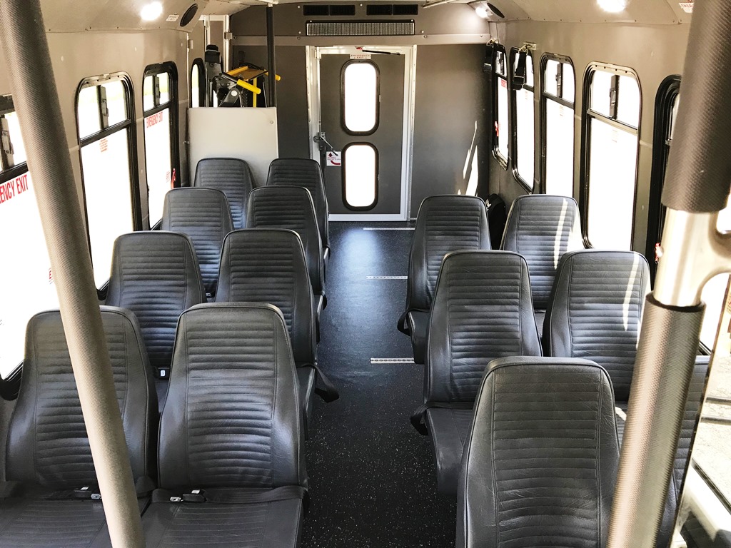 Hilltop-Diamond-Coach-2
