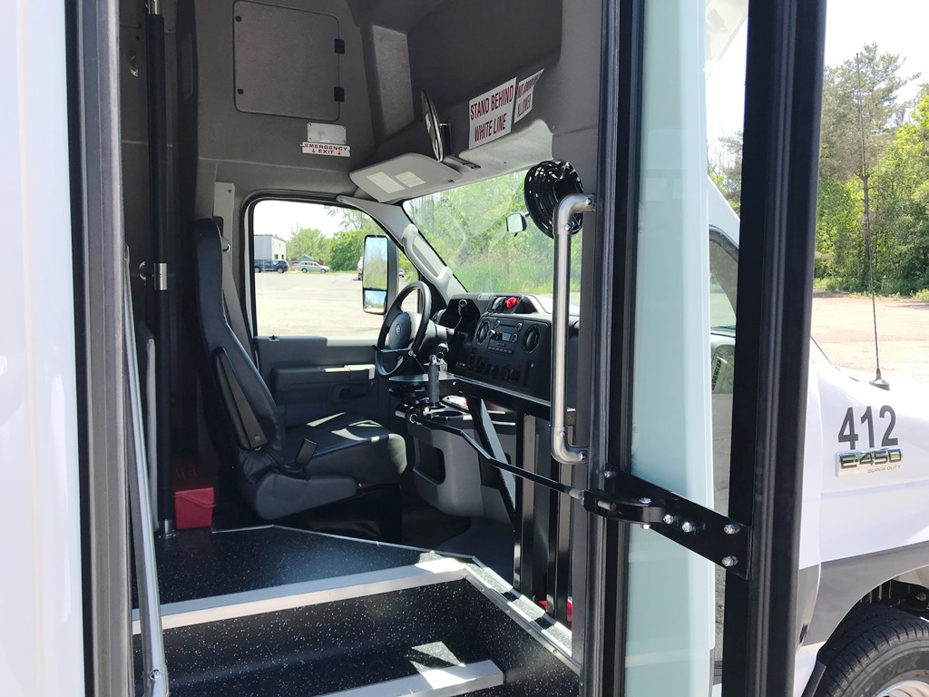 Hilltop-Diamond-Coach-4