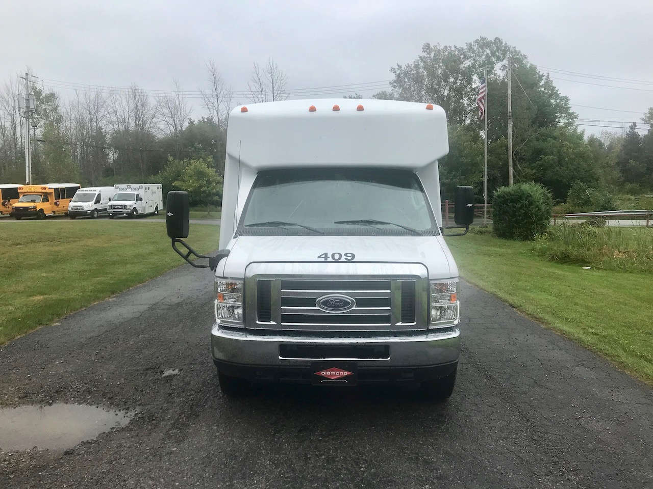 Diamond Coach - Hilltop Industries - 3
