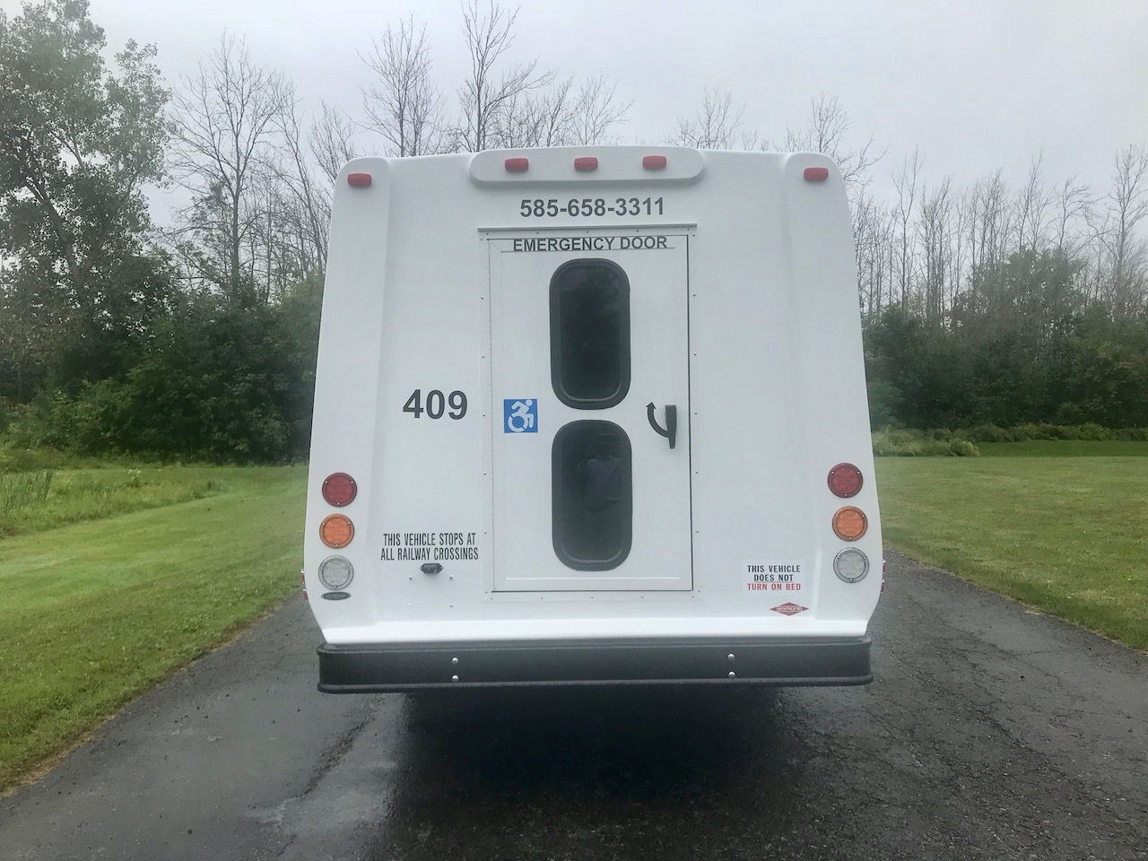 Diamond Coach - Hilltop Industries - 7