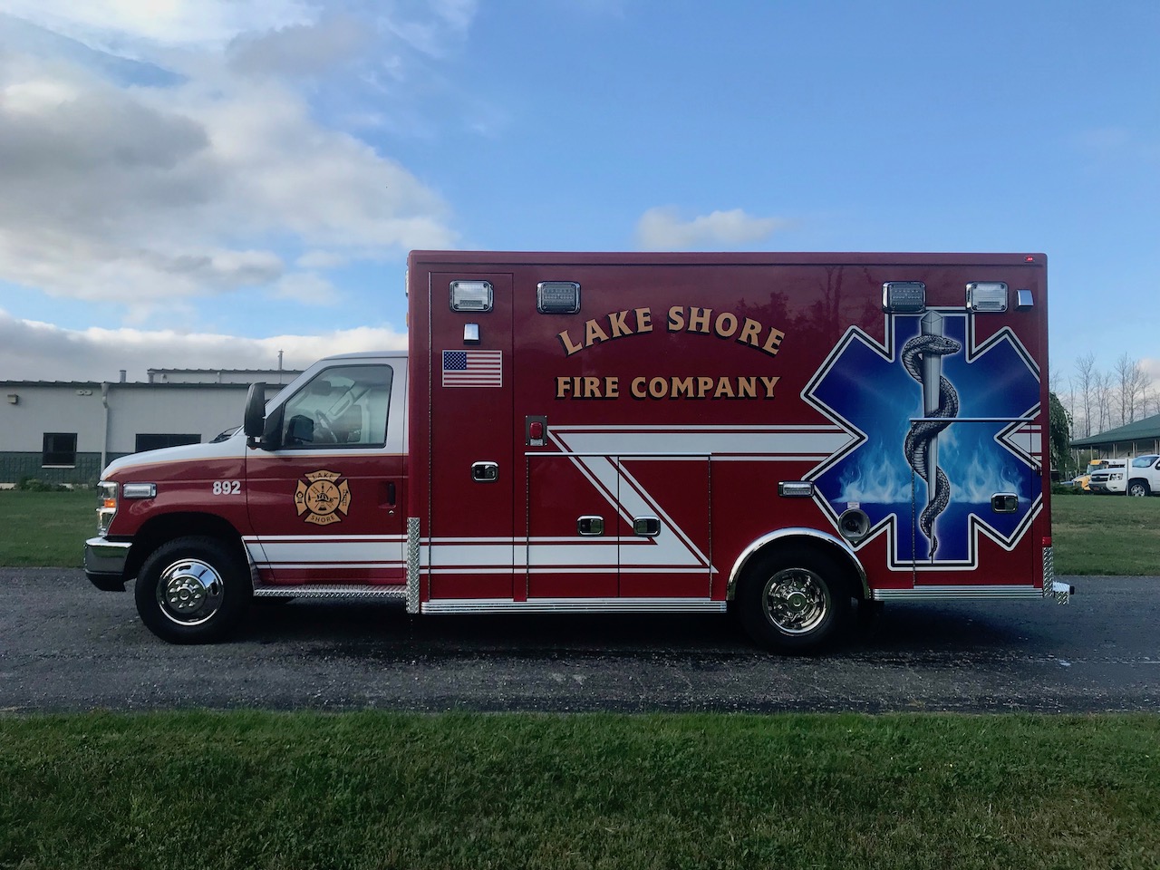 Life Line Ambulance - Lake Shore - 1