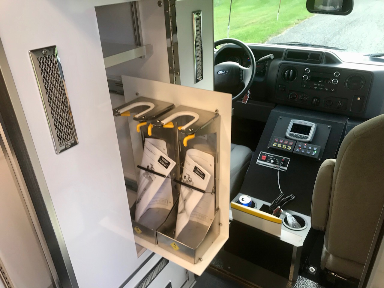 Life Line Ambulance - Lake Shore - 15