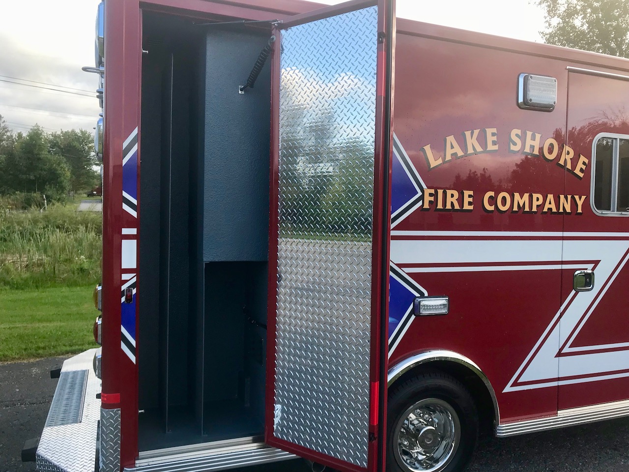 Life Line Ambulance - Lake Shore - 9