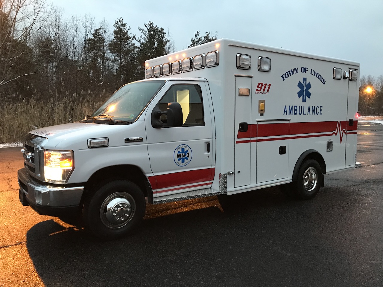 Medix Ambulance - Lyons Ambulance - 2