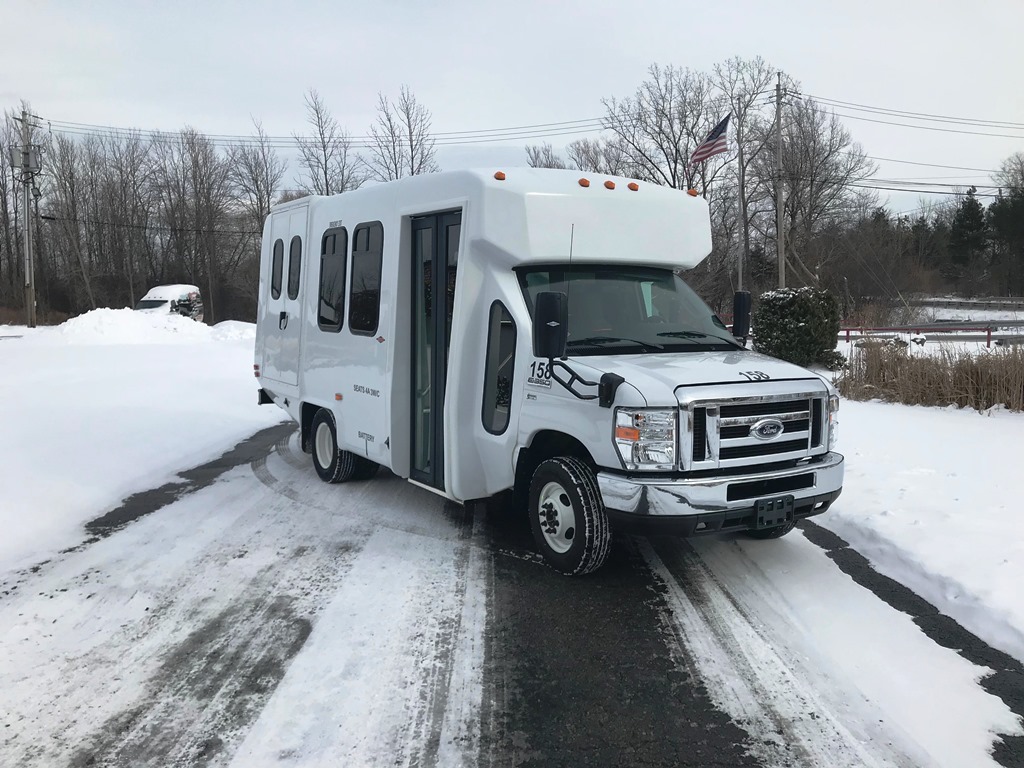 Medical Motor Serv - Diamond Coach Paratransit - 3