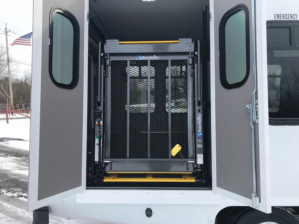Medical Motor Serv - Diamond Coach Paratransit - 9