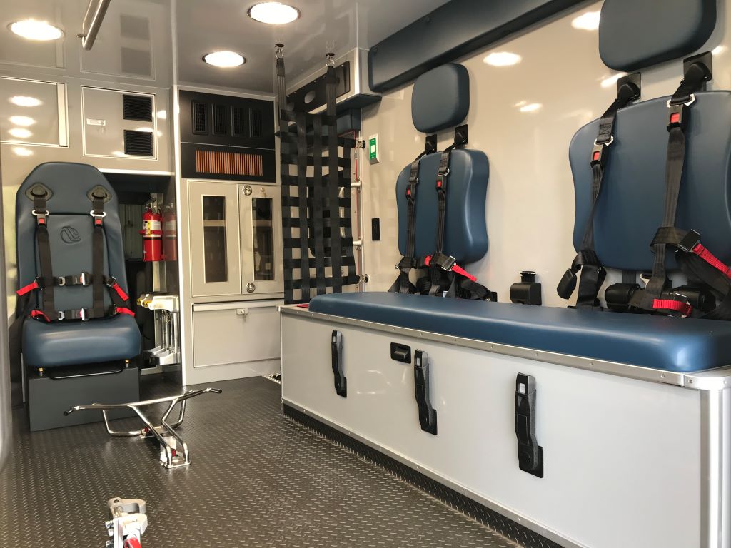 Mercy-Flight-Medix-Ambulance-13