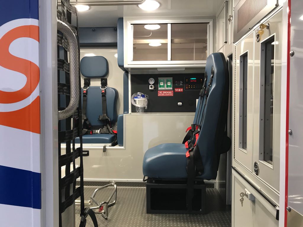 Mercy-Flight-Medix-Ambulance-16