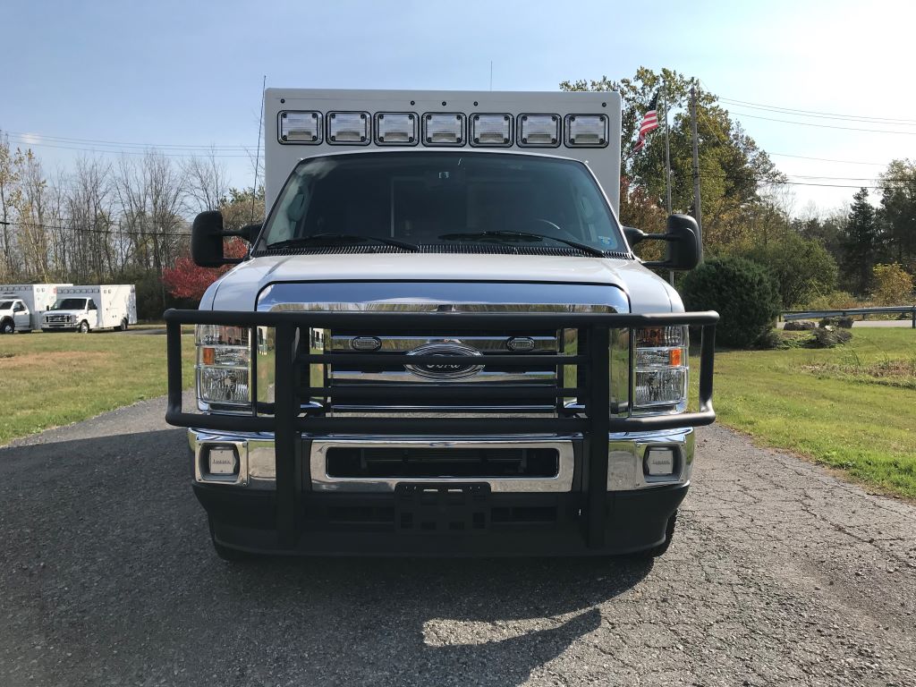 Mercy-Flight-Medix-Ambulance-3