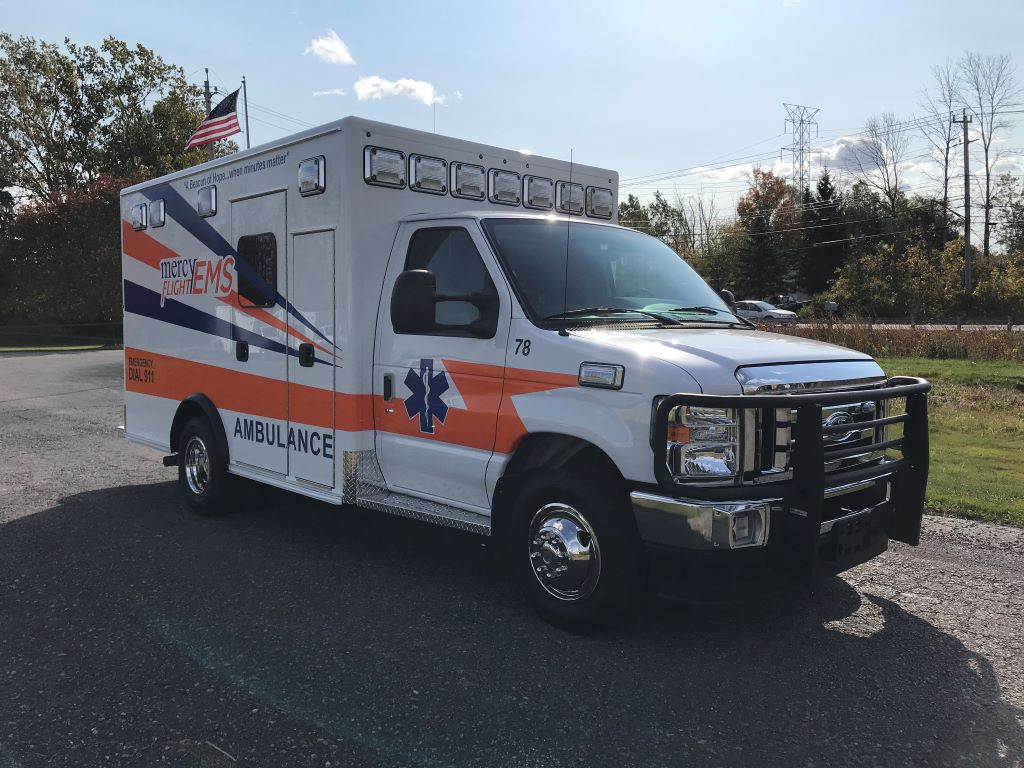 Mercy-Flight-Medix-Ambulance-4