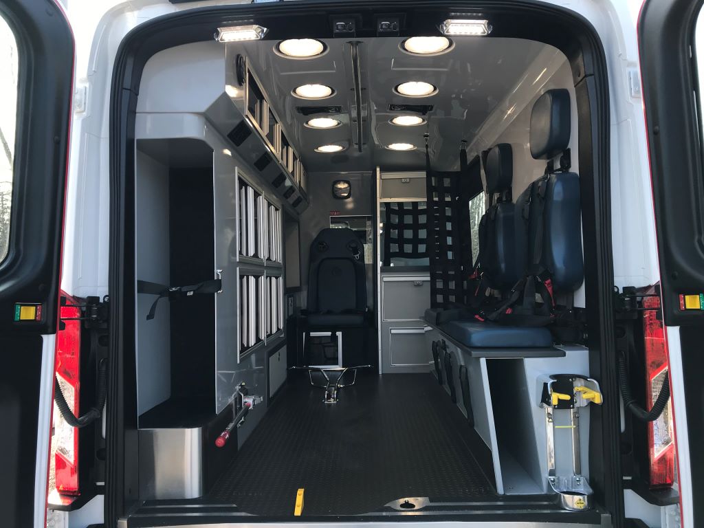 Mercy-Flight-Medix-Transit-Ambulance-12
