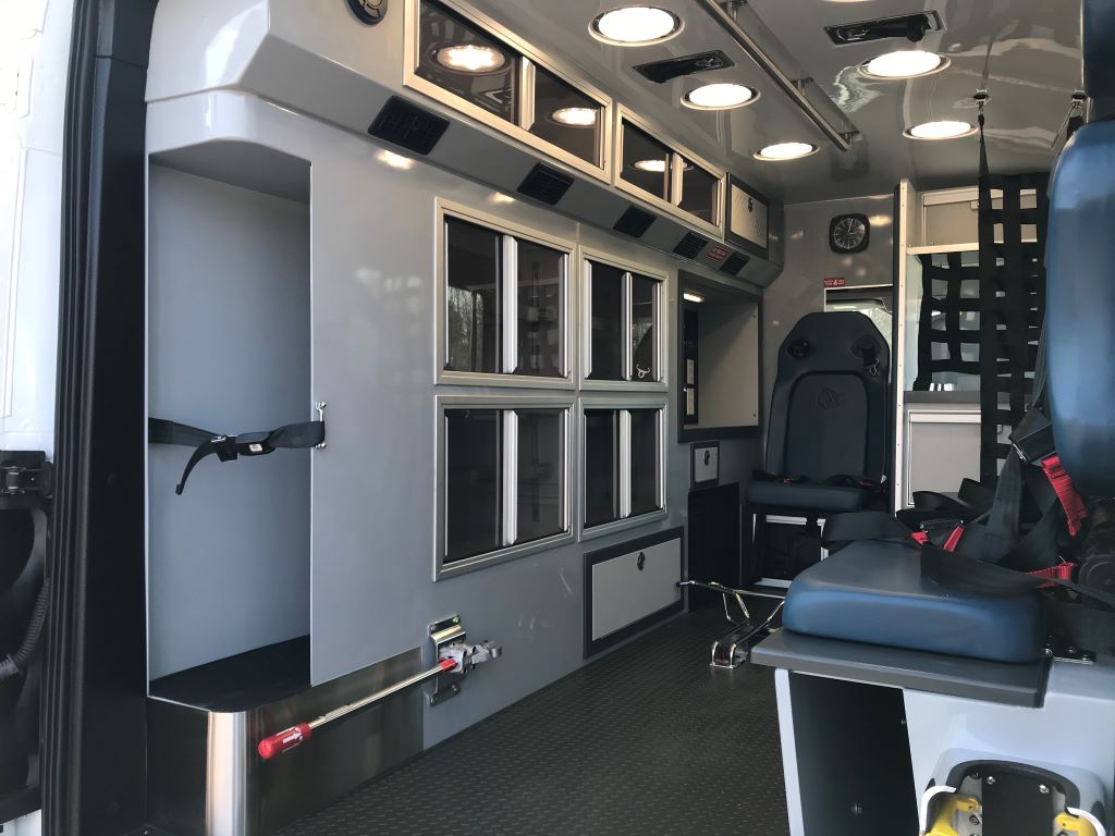 Mercy-Flight-Medix-Transit-Ambulance-14