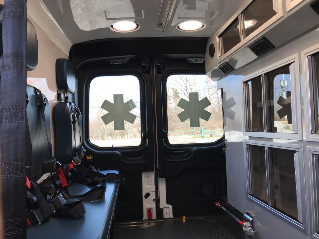 Mercy-Flight-Medix-Transit-Ambulance-21