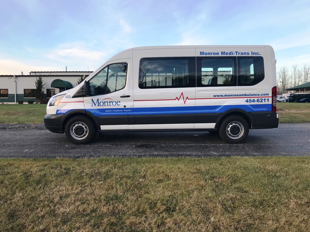 Monroe Ambulance - Paratransit stretcher van - 1