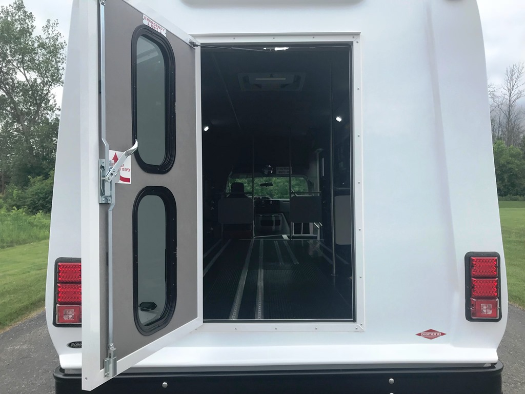 Diamond Coach Paratransit - Monroe ARC - 11