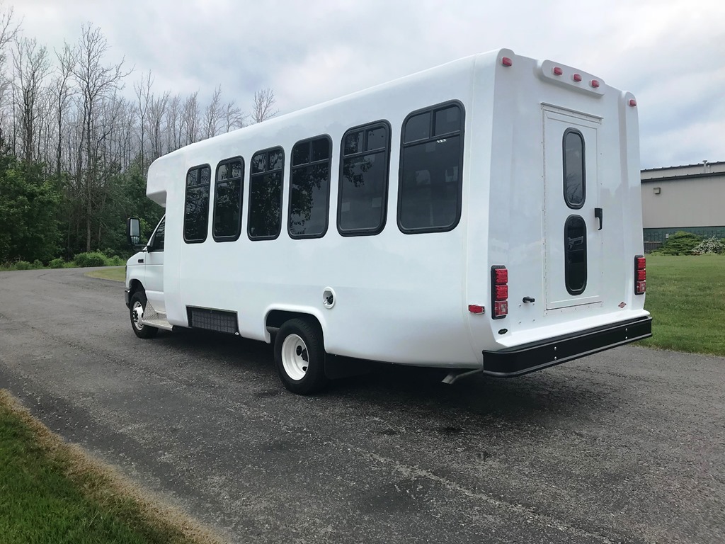 Diamond Coach Paratransit - Monroe ARC - 9
