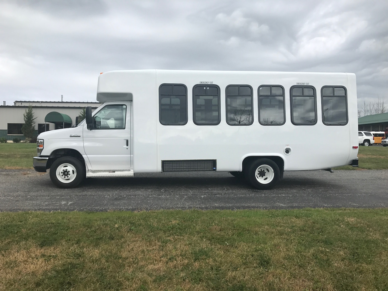 Monroe ARC - Diamond Coach - 1