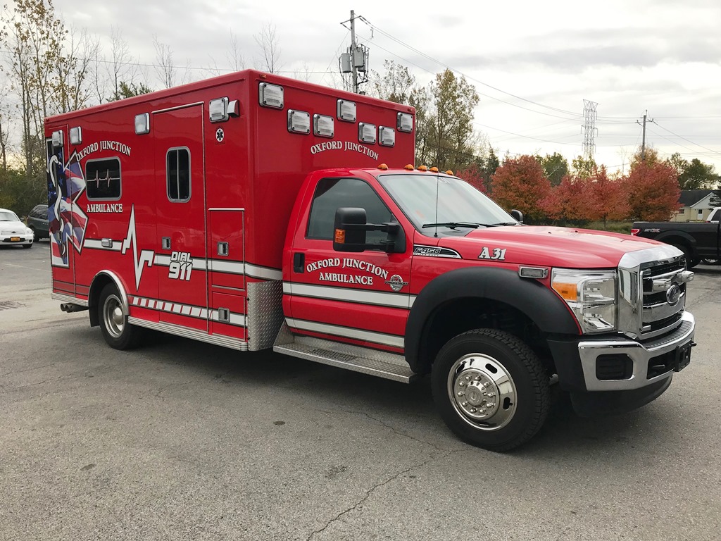 Oxford-Junction-Used-Ambulance-1