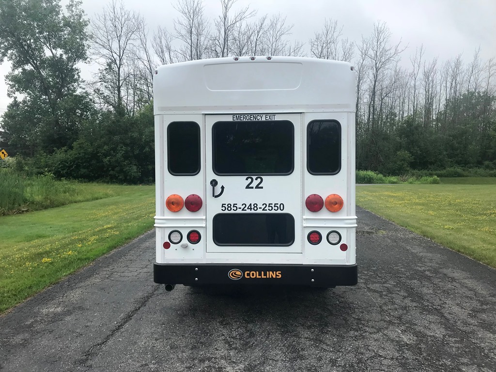 Pea Pods Child Care Bus - 8