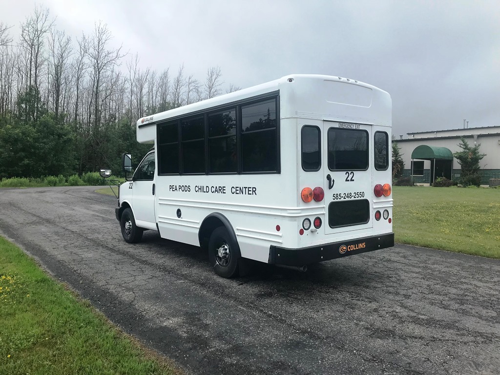 Pea Pods Child Care Bus - 9