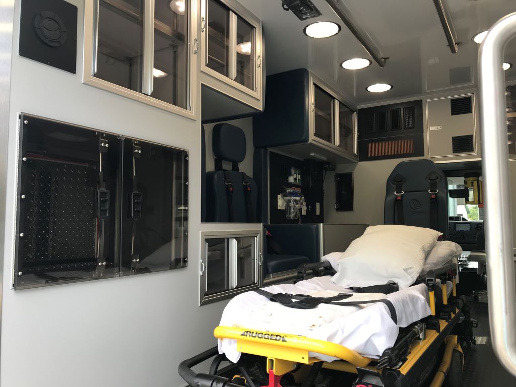 Penn-Yan-Medix-Ambulance-12