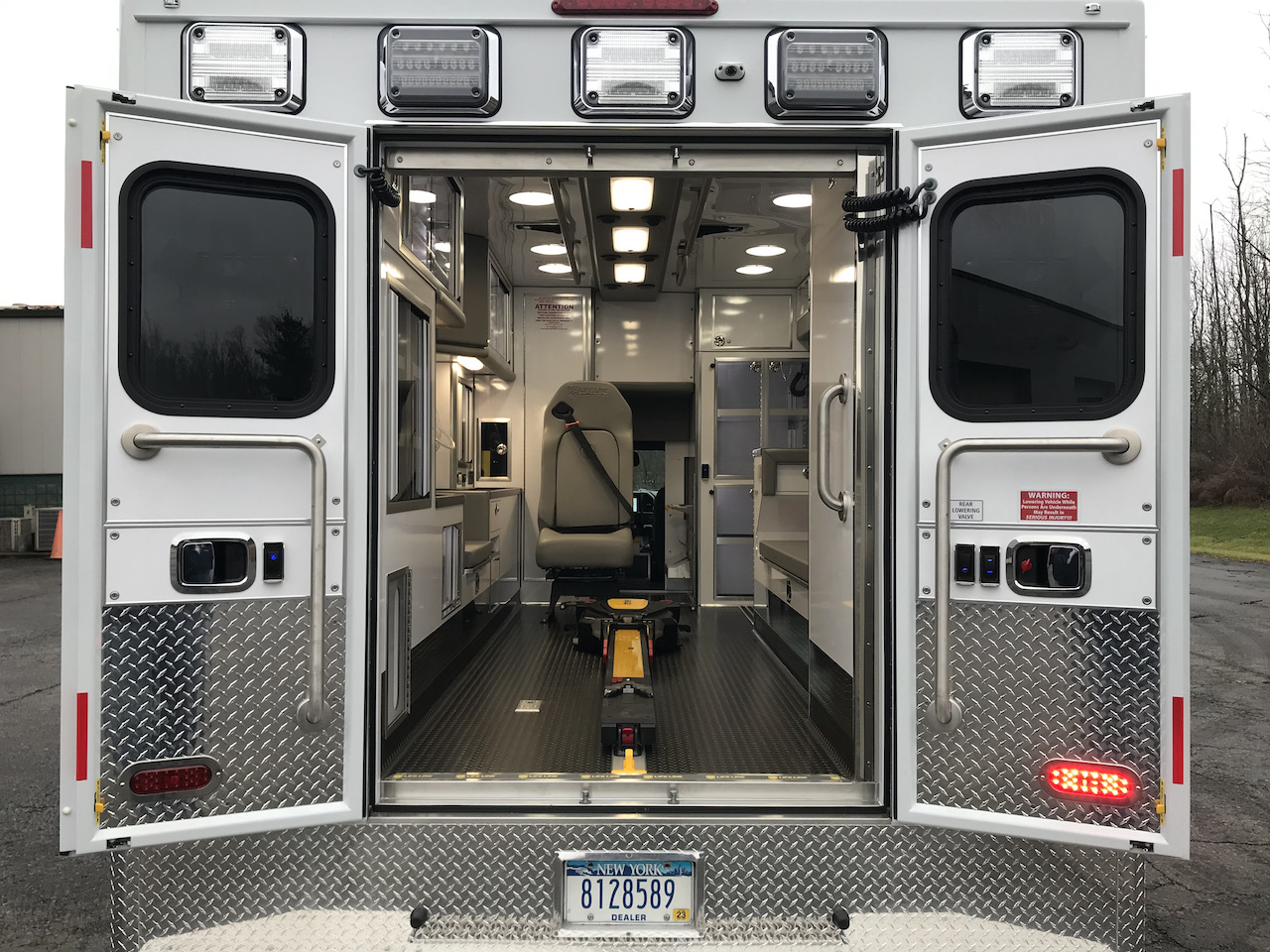 Life-Line-Ambulance-Piseco-12